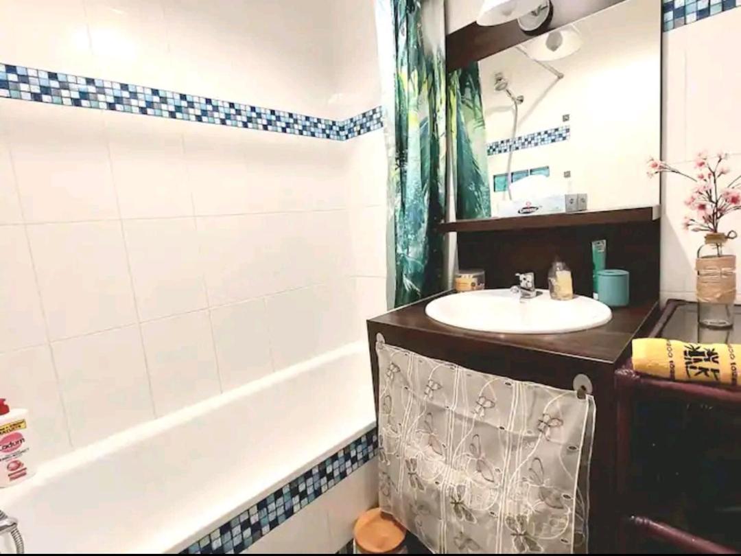 Apt Disneyland Paris 2 Chambres, Parking, Bus A 1Mn Homestay Montevrain